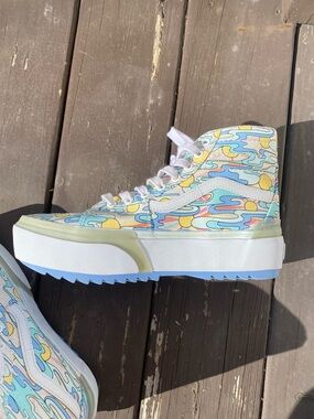 Vans High-Top Sneakers in Pastel Blue, Yellow & Pink Abstract